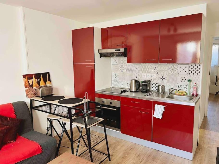 Appartement Ensoleille A 15 Minutes De Paris วิทรี-ซูร์-แซน ภายนอก รูปภาพ